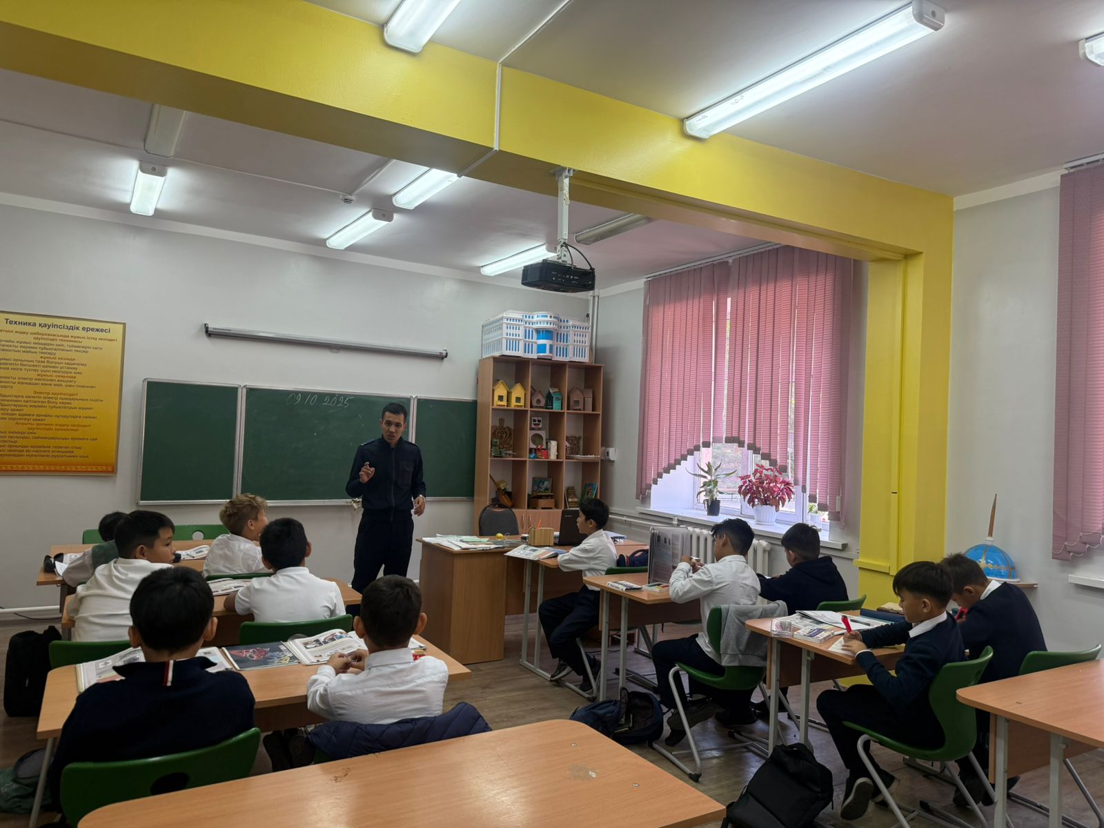 Құқықбұзушылықтың алдын алу бойынша түсіндіру жұмыстары жүргізілді.